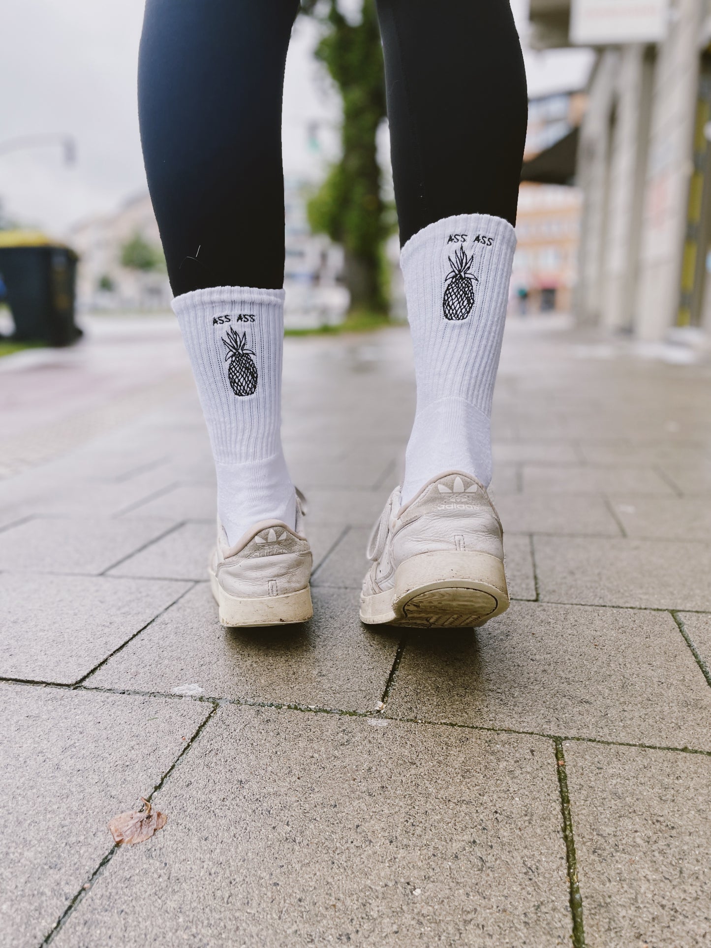 Socken aus Baumwolle mit Stick "Ass Ass Ananas"